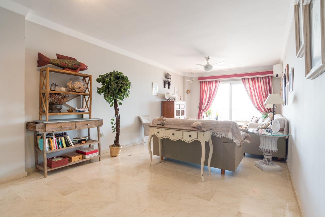 Malagasuite Palm Beach Fuengirola Exterior photo